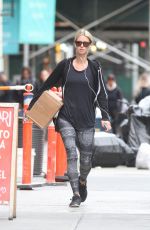 NICKY HILTON Returns to Her Home from the Gym 10/07/2015