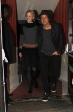 NICOLE KIDMAN Leaves Noel Coward Theatre in London 10/13/2015