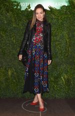 OLIVIA WILDE at The Lunchbox Fund 10th Anniversary Benefit Dinner and Auction in New York 10/26/2015
