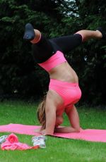 PASCAL CRAYMER Working Out at a Park in Essex 09/26/2015