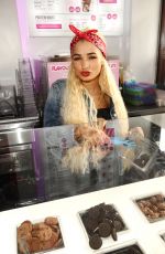 PIA MIA PEREZ at Archies Fast Food & Shakes in Manchester 10/20/2015