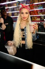 PIA MIA PEREZ at Archies Fast Food & Shakes in Manchester 10/20/2015