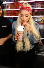 PIA MIA PEREZ at Archies Fast Food & Shakes in Manchester 10/20/2015