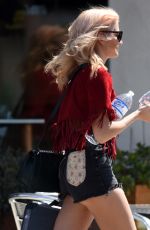PIIE LOTT Out and About in Los Angeles 10/06/2015