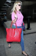 REESE WITHERSPOON Arrives at LAX Airport in Los Angeles october 10/16/2015