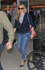 REESE WITHERSPOON Arrives at Los Angeles International Airport 10/12/2015