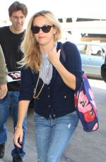 REESE WITHERSPOON Arrives at Los Angeles International Airport 10/12/2015