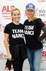 REESE WITHERSPOON at 13th Annual LA County Walk to Defeat ALS 10/18/2015