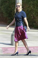 REESE WITHERSPOON at The Ivy by the Shore in Santa Monica 10/18/2015