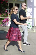 REESE WITHERSPOON at The Ivy by the Shore in Santa Monica 10/18/2015