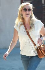 REESE WITHERSPOON Heading to a Friend House in Los Angeles 10/10/2015