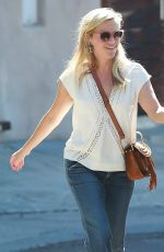 REESE WITHERSPOON Heading to a Friend House in Los Angeles 10/10/2015