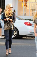 REESE WITHERSPOON Out Shopping in Santa Monica 10/21/2015