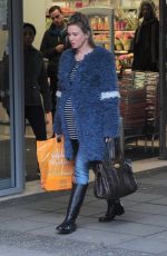 RENEE ZELLWEGER on the Set of Bridget Jones 3 in London 10/07/2015