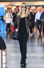 ROSIE HUNTINGTON-WHITELEY Arrives at JFK airport in New York 10/15/2015