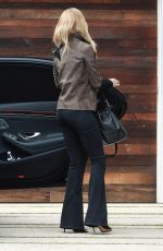 ROSIE HUNTINGTON-WHITELEY Arrives at LAX Airport in Los Angeles 10/16/2015