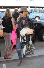 SARAH MICHELLE GELLAR at Los Angeles International Airport 10/05/2015