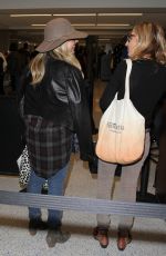 SARAH MICHELLE GELLAR at Los Angeles International Airport 10/05/2015