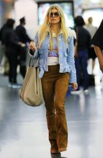 STACY FERGIE FERGUSON Arrives at JFK Airport in New York 10/21/2015