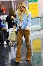 STACY FERGIE FERGUSON Arrives at JFK Airport in New York 10/21/2015