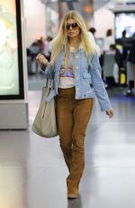 STACY FERGIE FERGUSON Arrives at JFK Airport in New York 10/21/2015