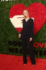 VAESSA AXENTE at God’s Love We Deliver Golden Heart Awards in New York 10/15/2015