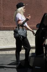 WITNEY CARSON Arrives at DWTS Studio in Hollywood 09/29/2015