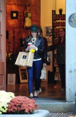 ALLISON WILLIAMS Shopping  at Seaport District and Fashion Boutique Seaport Studios in New York 11/22/2015