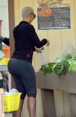 AMBER ROSE Shopping at Underwood Family Farms in Los Angeles 10/28/2015