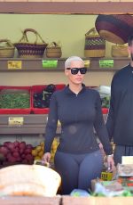 AMBER ROSE Shopping at Underwood Family Farms in Los Angeles 10/28/2015