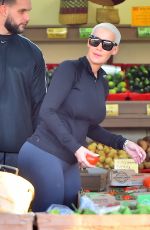 AMBER ROSE Shopping at Underwood Family Farms in Los Angeles 10/28/2015
