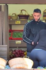 AMBER ROSE Shopping at Underwood Family Farms in Los Angeles 10/28/2015