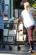 AMY SMART Shopping at Bristol Farms in Los Angeles 11/20/2015