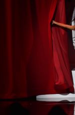 ARIANA GRANDE Performs at American Music Awards 2015 11/22/2015