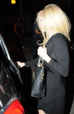 AVRIL LAVIGNE Out for Dinner 11/14/2015