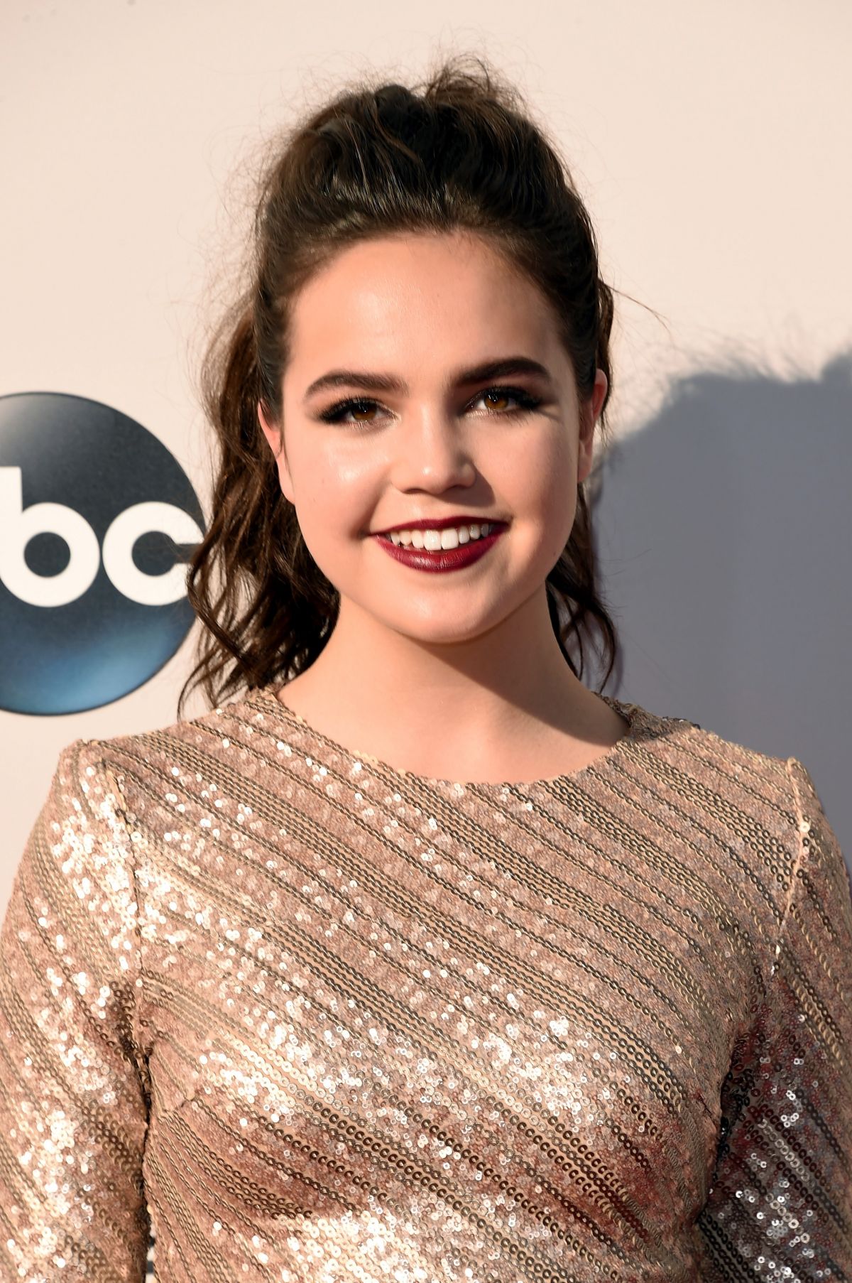 Les adolescents Bailee-madison-at-2015-american-music-awards-in-los-angeles-11-22-2015_9