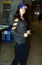 BAILEE MADISON at Pearson International Airport in Toronto 11/02/2015