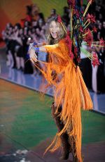 BEHATI PRINSLOO at Victoria’s Secret 2015 Fashion Show in New York 11/10/2015