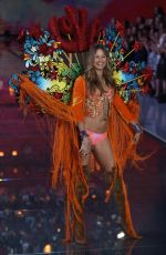 BEHATI PRINSLOO at Victoria’s Secret 2015 Fashion Show in New York 11/10/2015