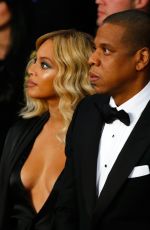 BEYONCE at Cotto vs Canelo Fight in Las Vegas 11/21/2015