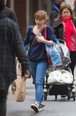CHRISTINA RICCI Doing Some Moving in Brooklyn 11/19/2015