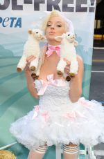 COURTNEY STODDEN at Peta