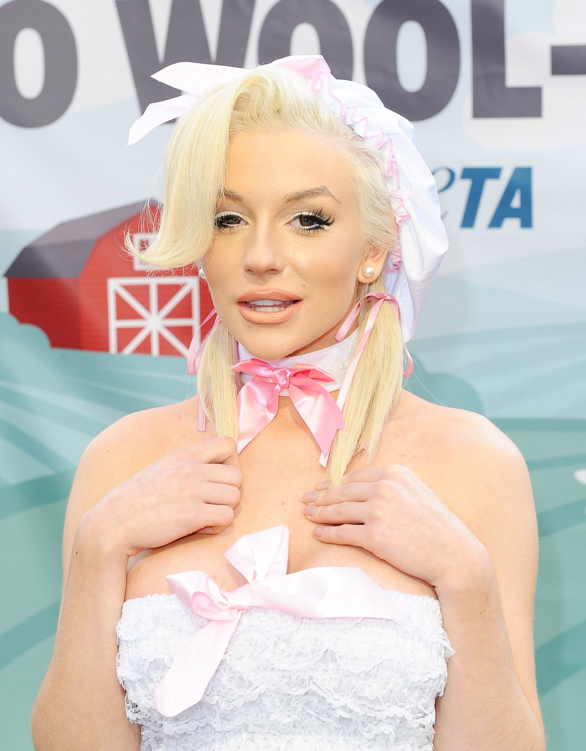 COURTNEY STODDEN at Peta's Save the Sheep! Campaign in Los Anageles 11/24/2015 - HawtCelebs