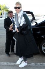 ELIZABETH BANKS at Los Angeles Intenational Airport 11/08/2015
