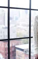 EMMA ROBERTS - Who What Wear, October 2015