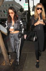 GIGI and BELLA HADID Out for Lunch at Il Pastaio in Beverly Hills 11/25/2015