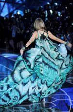 GIGI HADID at Victoria’s Secret 2015 Fashion Show in New York 11/10/2015