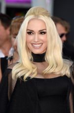 GWEN STEFANI at 2015 American Music Awards in Los Angeles 11/22/2015