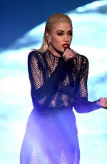 GWEN STEFANI at 2015 American Music Awards in Los Angeles 11/22/2015