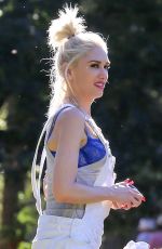 GWEN STEFANI at Huntington Gardens in Pasadena 11/22/2015
